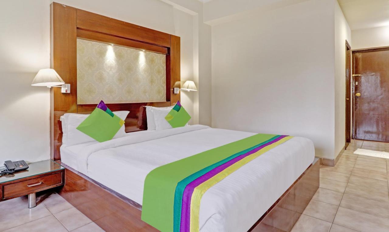 Treebo Trend Kaant Palace Fatehabad Road Agra  Dış mekan fotoğraf