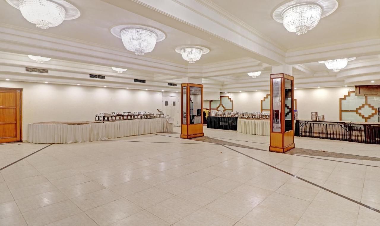 Treebo Trend Kaant Palace Fatehabad Road Agra  Dış mekan fotoğraf