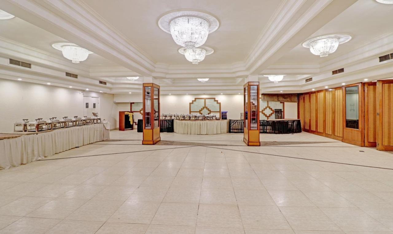 Treebo Trend Kaant Palace Fatehabad Road Agra  Dış mekan fotoğraf