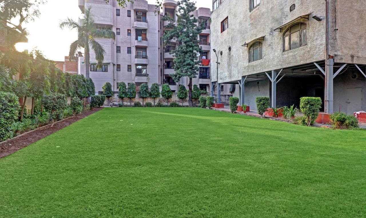 Treebo Trend Kaant Palace Fatehabad Road Agra  Dış mekan fotoğraf